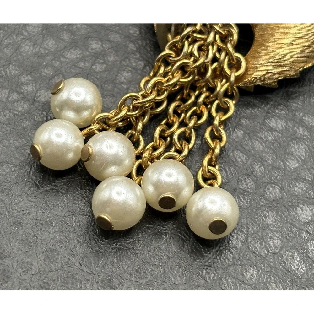 Vintage Waterfall Chain Tassel Brooch Pearl Beads Dangle Pin Gold Tone